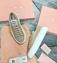 Load image into Gallery viewer, Shoes