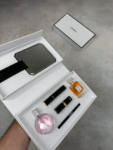 Load image into Gallery viewer, Perfume
