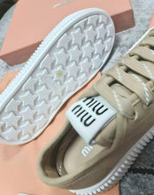 Load image into Gallery viewer, Shoes