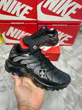Load image into Gallery viewer, Shoes