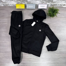 Load image into Gallery viewer, Tracksuit