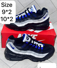 Load image into Gallery viewer, Shoes