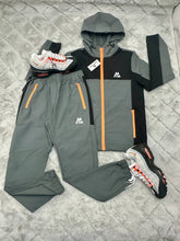 Load image into Gallery viewer, Tracksuit men