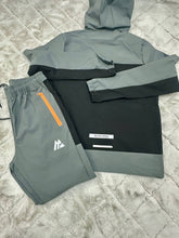 Load image into Gallery viewer, Tracksuit men