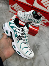 Load image into Gallery viewer, Shoes
