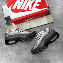 Load image into Gallery viewer, Shoes