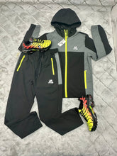 Load image into Gallery viewer, Tracksuit men