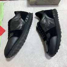 Load image into Gallery viewer, Shoes