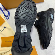 Load image into Gallery viewer, Shoes