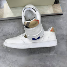 Load image into Gallery viewer, Shoes men