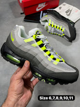 Load image into Gallery viewer, Shoes