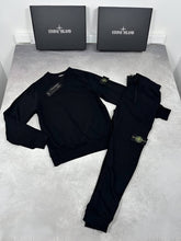 Load image into Gallery viewer, Tracksuit