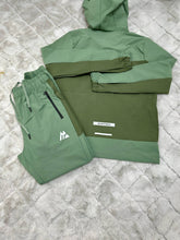 Load image into Gallery viewer, Tracksuit men