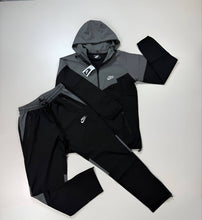 Load image into Gallery viewer, Tracksuit