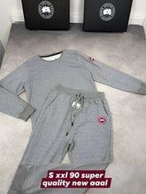 Load image into Gallery viewer, Tracksuit
