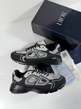 Load image into Gallery viewer, Shoes