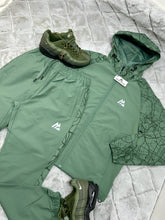 Load image into Gallery viewer, Tracksuit men