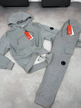 Load image into Gallery viewer, Tracksuit