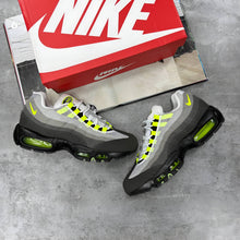 Load image into Gallery viewer, Shoes