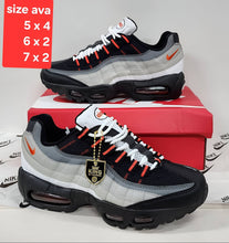 Load image into Gallery viewer, Shoes