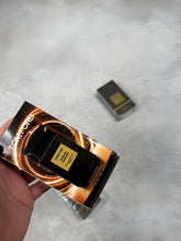 Load image into Gallery viewer, Perfume