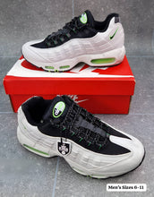 Load image into Gallery viewer, Shoes