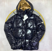 Load image into Gallery viewer, Jacket