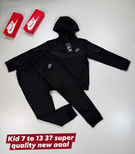 Load image into Gallery viewer, Tracksuit boy