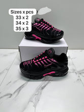 Load image into Gallery viewer, Shoes