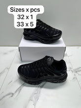 Load image into Gallery viewer, Shoes
