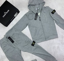 Load image into Gallery viewer, Tracksuit