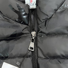 Load image into Gallery viewer, Jacket