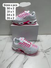 Load image into Gallery viewer, Shoes
