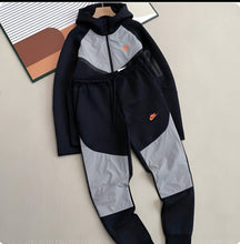 Load image into Gallery viewer, Tracksuit men