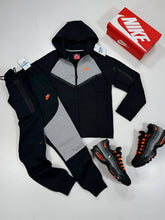Load image into Gallery viewer, Tracksuit men