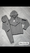 Load image into Gallery viewer, Tracksuit
