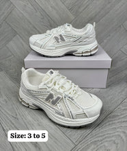 Load image into Gallery viewer, Shoes
