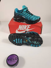 Load image into Gallery viewer, Shoes