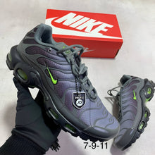 Load image into Gallery viewer, Shoes men