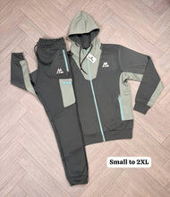 Load image into Gallery viewer, Tracksuit men
