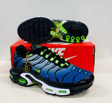 Load image into Gallery viewer, Shoes