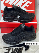 Load image into Gallery viewer, Shoes