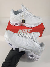 Load image into Gallery viewer, Shoes