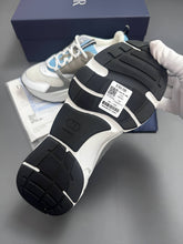 Load image into Gallery viewer, Shoes men