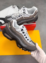 Load image into Gallery viewer, Shoes
