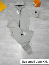 Load image into Gallery viewer, Tracksuit