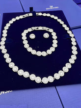 Load image into Gallery viewer, Necklace