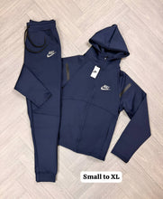 Load image into Gallery viewer, Tracksuit men