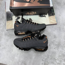 Load image into Gallery viewer, Shoes men