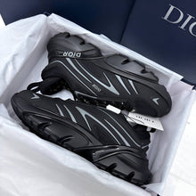 Load image into Gallery viewer, Shoes men